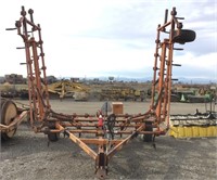 ALLIS-CHALMERS 31' Fold-Up Field Cultivator