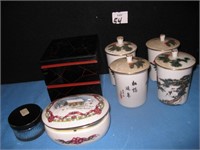 HOT TEA SET WITH 4 CUPS COVERED, STACKING TRINKET