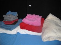 5 BATH TOWELS 4 HAND TOWELS,  BLANKET & MORE BATH
