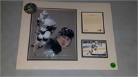 Limited edition Wayne Gretzky picture and card