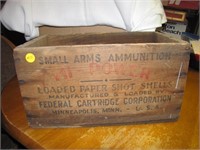 Antique Federal Hi-Power 20 Guage Wood Ammunition