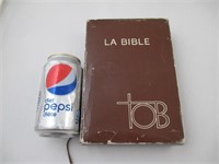 Bible avec dorure propre dans sa boîte