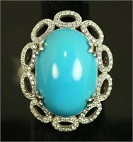 AN 18KT WHITE GOLD DIAMOND & TURQUOISE RING