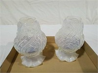 2 opalescent glass lamp shades