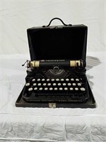 Vintage Underwood standard portable typewriter