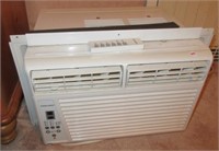 Black & Decker window air conditioner with
