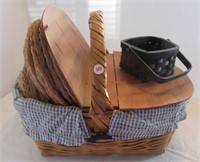 Wicker picnic basket, wicker plate trays, plastic