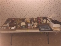 CONTENTS TABLE MISCELLANEOUS COLLECTIBLES,