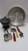 Vintage Kitchen Items-Lot