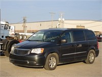 2012 CHRYSLER TOWN AND COUNTRY
