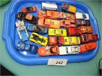 VINTAGE COLLECTION OF DIE CAST CARS