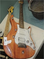 HAND CRAFTED CUSOM GUITAR