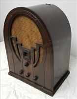 Philco 60 Cathedral Radio 1930s, 16.5" Tall