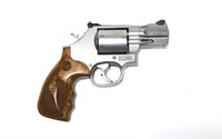 Smith & Wesson Model 686-6 7XPC .357 Mag.