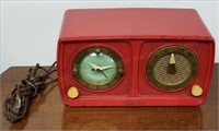 Silvertone/Sessions Clock Radio from 1952