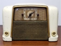 Silvertone 8011 Clock Radio c.1948