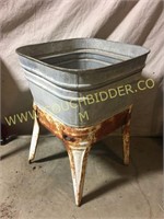 Square metal wash tub with stand