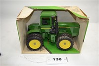 John Deere 8650  4WD tractor
