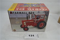 International Farmall 806 2000 Iowa FFA special Ed