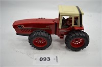 International 3588 2 + 2 Tractor