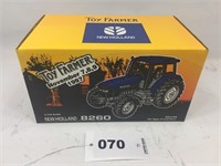 New Holland 8260 MFWD Toy Farmer