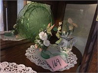 GREEN DEPRESSION GLASS FOOTED CAKE PLATE