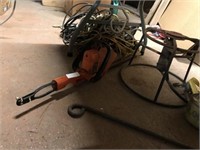 ELECTRIC HEDGE TRIMMERS