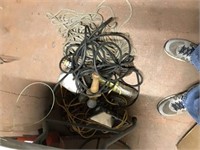 LOT OF SHOP LIGHTS AND ROPE