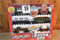 ROLLING THUNDER ELECTRIC TRAIN SET (NEW IN BOX)