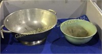 Silver Metal Bread Bowl and Green Bowl