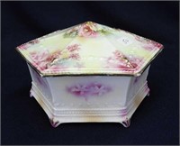 RS Prussia 6 sided covered dish