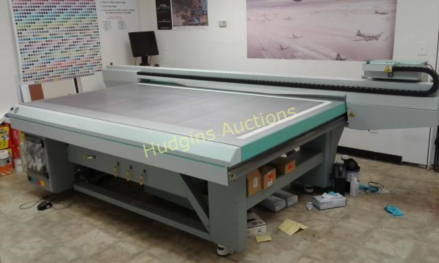 Commercial Flatbed Printer - Equipment