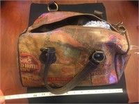 Nice Mauricio Taiuti leather purse