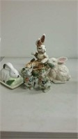 Group of 5 rabbit figures including butter dish