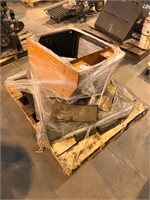 PALLET OF ENCLOSURE AND PLATFORMS