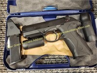 40 S&W BERETTA PX4 STORM NEW PISTOL / GUN