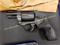 NEW SMITH & WESSON 38 SPL MOD 442 REVOLVER / GUN