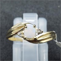 $800 10K Opal  Diamond 1.7Gms Ring