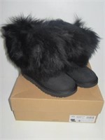 New UGG Short Sheepskin Cuff Boot