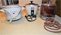 Crockpot, Fondue Pot and Small Fryer