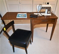 Singer Sewing Machine in Cabinet w/Chair