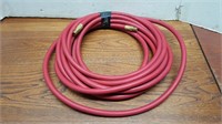 Red International 250 PSI Air Hose