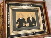 1800s Antique Portraits in walnut Picture frame