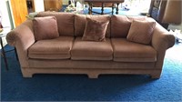 Pink cloth couch