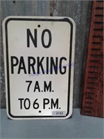 No Parking 7am to 6pm road sign