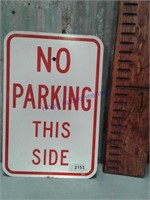 No Parking This Side road sign