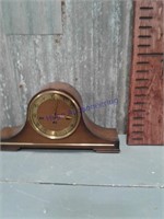 Mantel clock -- no front glass
