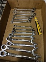 Metric and ASE ratchet wrenches, voltage sensor
