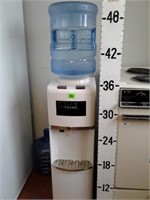 Primo Water Cooler--Works