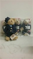 4 stuffed boyds bears 1 with stand